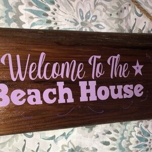 Cedar driftwood sign . Welcome to the beach house. Varnished —new